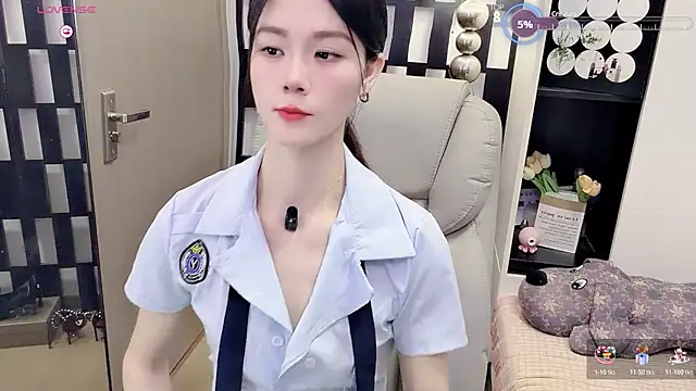 Snapshot of Yueyue-MM chatting on June 11, 2026, 2:53 am Yueyue-MM online show from June 11, 2026, 2:53 am