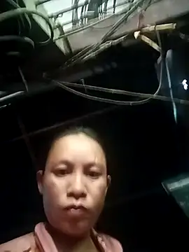 Snapshot of simi-lucy chatting on September 14, 2025, 9:31 am simi-lucy online show from September 14, 2025, 9:31 am