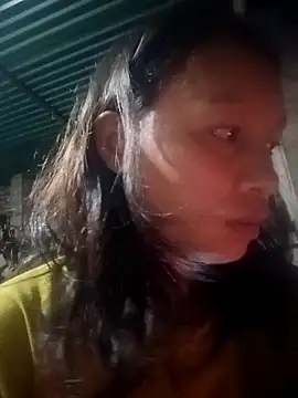 Snapshot of simi-lucy chatting on September 10, 2025, 11:04 pm simi-lucy online show from September 10, 2025, 11:04 pm