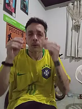 Snapshot of dinho_carioca chatting on December 5, 2025, 7:51 am dinho carioca online show from December 5, 2025, 7:51 am