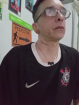 Snapshot of dinho_carioca chatting on November 19, 2025, 8:03 am dinho carioca online show from November 19, 2025, 8:03 am