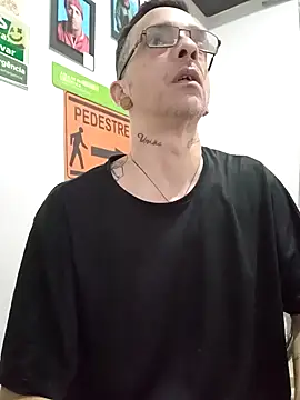 Snapshot of dinho_carioca chatting on October 12, 2025, 5:36 pm dinho carioca online show from October 12, 2025, 5:36 pm