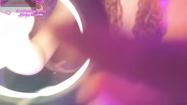 Snapshot of JuliCarl chatting on February 19, 2026, 2:03 pm JuliCarl online show from February 19, 2026, 2:03 pm