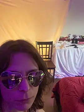 d3luluxx online show from September 24, 2025, 3:18 pm