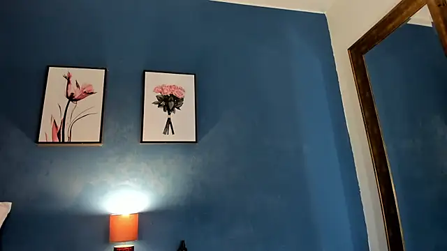 Snapshot of Grettel_w chatting on December 16, 2025, 12:20 pm Grettel w online show from December 16, 2025, 12:20 pm