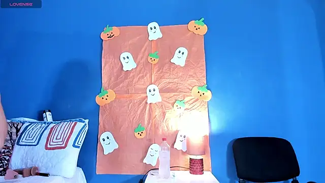 Snapshot of Grettel_w chatting on November 4, 2025, 7:28 pm Grettel w online show from November 4, 2025, 7:28 pm