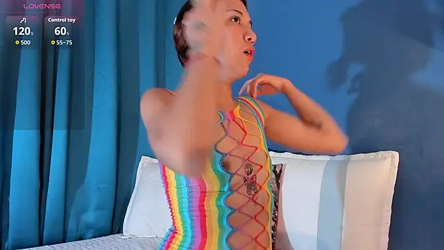 Snapshot of Grettel_w chatting on November 25, 2025, 7:36 pm Grettel w online show from November 25, 2025, 7:36 pm