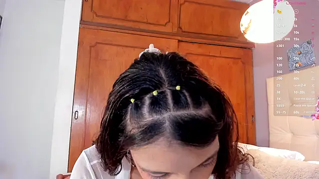 Snapshot of Grettel_w chatting on May 16, 2026, 12:37 pm Grettel w online show from May 16, 2026, 12:37 pm