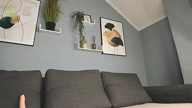 Snapshot of Zeyn_Edwards chatting on October 16, 2025, 11:18 am Zeyn Edwards online show from October 16, 2025, 11:18 am