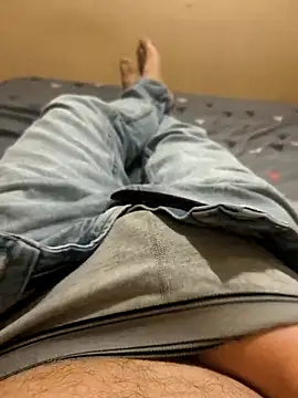 Snapshot of Normalludo0202 chatting on November 24, 2025, 3:45 pm Normalludo0202 online show from November 24, 2025, 3:45 pm