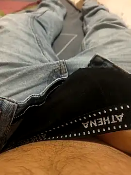 Snapshot of Normalludo0202 chatting on October 22, 2025, 1:32 pm Normalludo0202 online show from October 22, 2025, 1:32 pm