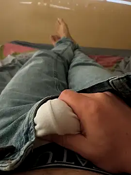 Snapshot of Normalludo0202 chatting on November 11, 2025, 2:45 pm Normalludo0202 online show from November 11, 2025, 2:45 pm