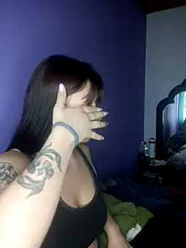 Snapshot of Zulema_R1 chatting on July 1, 2026, 10:10 pm Zulema R1 online show from July 1, 2026, 10:10 pm