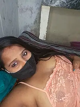 Minu love online show from March 13, 2026, 6:24 pm