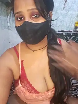 Minu love online show from March 16, 2026, 6:21 pm