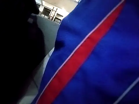 mojeemore online show from January 5, 2026, 8:12 pm