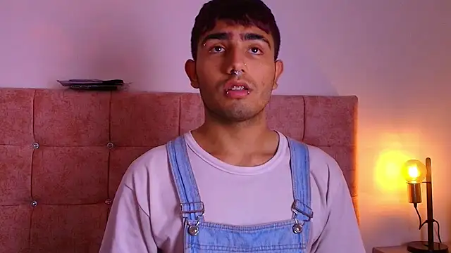 Ares Alpha online show from October 10, 2025, 7:47 pm