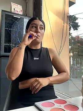 Snapshot of Scarlett_12 chatting on September 12, 2025, 12:05 pm Scarlett 12 online show from September 12, 2025, 12:05 pm