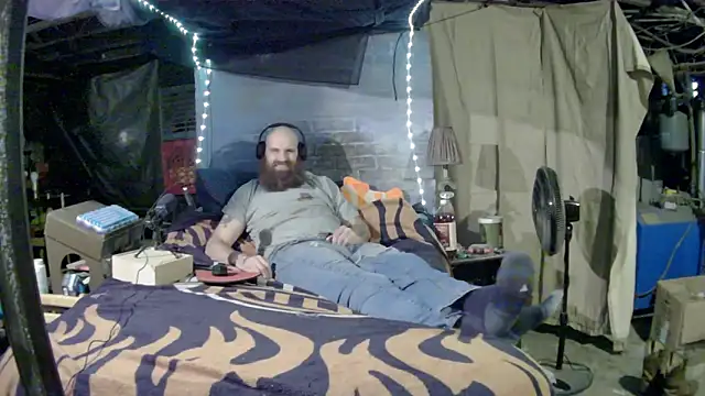 Cowboy815 online show from December 3, 2025, 7:57 pm