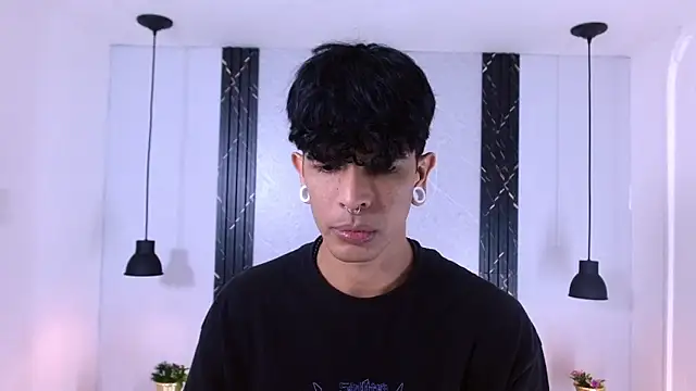 Snapshot of Franvill_Trato chatting on October 23, 2025, 7:01 pm Franvill Trato online show from October 23, 2025, 7:01 pm