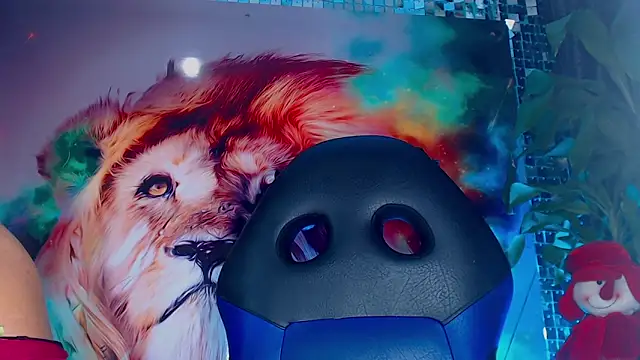 Snapshot of Cristal_Gem1 chatting on December 4, 2025, 12:15 pm Cristal Gem1 online show from December 4, 2025, 12:15 pm