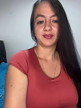 Snapshot of salo-rousee chatting on July 19, 2026, 6:33 am salo-rousee online show from July 19, 2026, 6:33 am