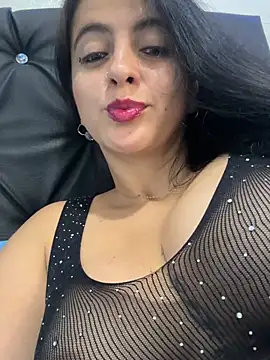 Snapshot of salo-rousee chatting on July 12, 2026, 10:21 pm salo-rousee online show from July 12, 2026, 10:21 pm