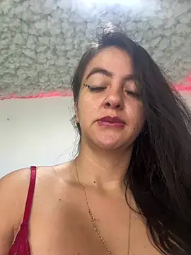 Snapshot of salo-rousee chatting on July 10, 2026, 10:15 am salo-rousee online show from July 10, 2026, 10:15 am