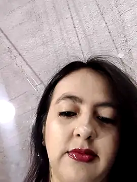 Snapshot of salo-rousee chatting on October 22, 2025, 8:52 pm salo-rousee online show from October 22, 2025, 8:52 pm