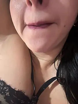 Snapshot of salo-rousee chatting on July 31, 2026, 10:14 am salo-rousee online show from July 31, 2026, 10:14 am