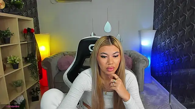 xPuka online show from December 17, 2025, 5:18 pm