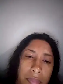 Snapshot of anitotori chatting on December 14, 2025, 4:45 pm anitotori online show from December 14, 2025, 4:45 pm