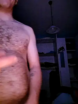 Snapshot of strangerwild chatting on October 1, 2025, 5:01 am strangerwild online show from October 1, 2025, 5:01 am