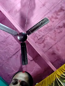 Snapshot of Pooja750 chatting on November 12, 2025, 6:28 am Pooja750 online show from November 12, 2025, 6:28 am