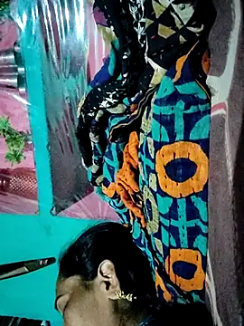 Snapshot of Pooja750 chatting on November 29, 2025, 7:58 pm Pooja750 online show from November 29, 2025, 7:58 pm