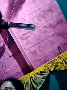 Snapshot of Pooja750 chatting on November 27, 2025, 11:16 pm Pooja750 online show from November 27, 2025, 11:16 pm