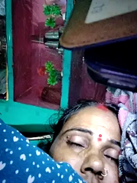 Snapshot of Pooja750 chatting on October 30, 2025, 8:45 am Pooja750 online show from October 30, 2025, 8:45 am