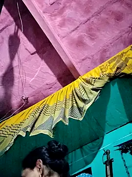 Snapshot of Pooja750 chatting on December 15, 2025, 5:52 pm Pooja750 online show from December 15, 2025, 5:52 pm