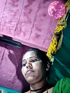 Pooja750 online show from March 3, 2026, 8:05 pm