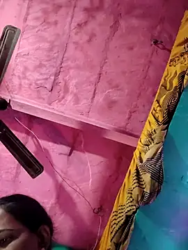 Snapshot of Pooja750 chatting on November 12, 2025, 6:34 pm Pooja750 online show from November 12, 2025, 6:34 pm