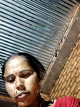 Snapshot of Pooja750 chatting on March 28, 2026, 7:15 pm Pooja750 online show from March 28, 2026, 7:15 pm