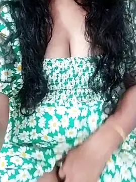 WarmCliff49 online show from October 14, 2025, 6:52 pm