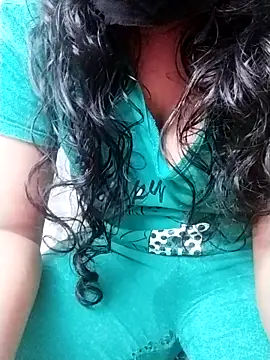 WarmCliff49 online show from November 9, 2025, 7:29 pm