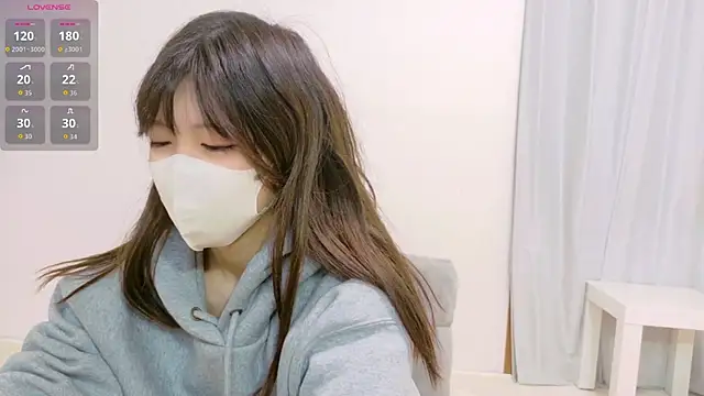 hinachuuu  D online show from January 11, 2026, 1:23 am