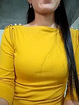 Vyvyy06 online show from November 19, 2025, 12:05 pm