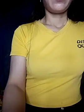 Vyvyy06 online show from September 15, 2025, 9:37 pm