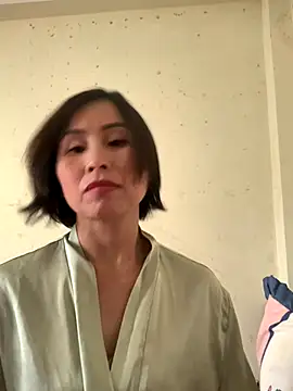 Hello Linchii online show from September 22, 2025, 8:31 am