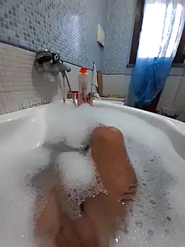 gigilola84 online show from October 24, 2025, 9:41 am