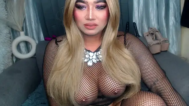 Snapshot of DOMINANT_10inchsCOCK chatting on November 27, 2025, 7:14 pm DOMINANT 10inchsCOCK online show from November 27, 2025, 7:14 pm