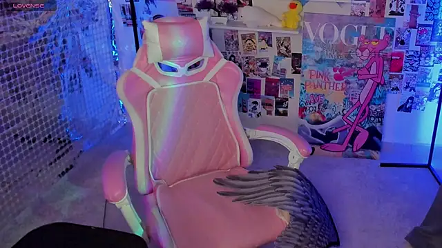 Penny Stanley online show from November 5, 2025, 1:52 am